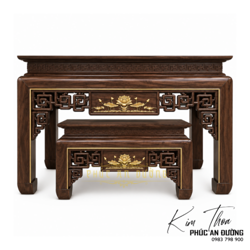 Bàn thờ đứng hiện đại triện hoa sen 1m75 BTD-41 nổi bật với hoa văn triện vuông, họa tiết sen trung tâm và bàn cơm đồng bộ, phù hợp nhà phố, biệt thự.