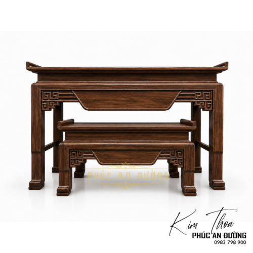 Bàn thờ đứng gỗ Gõ Đỏ BTD-58 kích thước 1m75 với thiết kế hiện đại, đường nét tinh giản, họa tiết triện và bàn cơm đồng bộ. Phù hợp cho phòng thờ gia tiên, nhà phố và biệt thự.