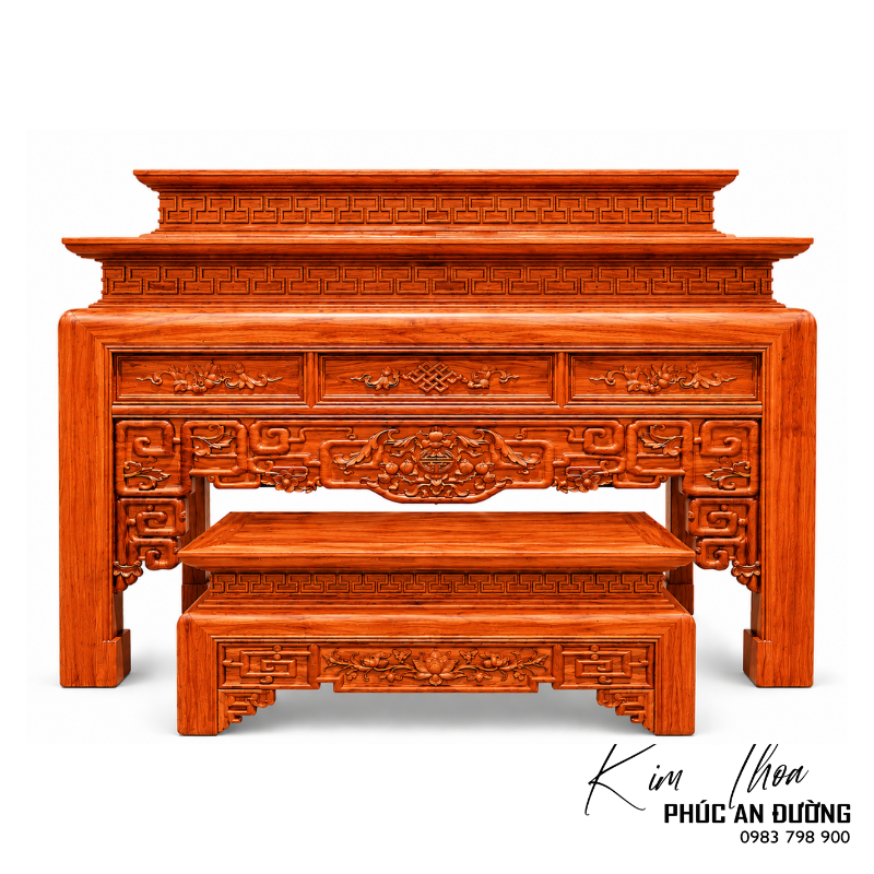 Bàn thờ đứng hiện đại nhị cấp BTD-51 với thiết kế hai cấp cân đối, hoa văn triện và chi tiết chạm khắc tinh tế. Phù hợp cho phòng thờ gia tiên, nhà phố, biệt thự và không gian thờ hiện đại.