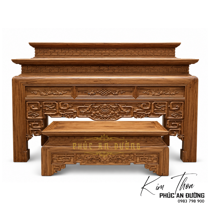 Bàn thờ đứng hiện đại nhị cấp gỗ Gõ đỏ kích thước 1m97 BTD-54 nổi bật với thiết kế cân đối, hoa văn chạm tinh tế, phù hợp phòng thờ gia tiên, biệt thự và nhà phố.